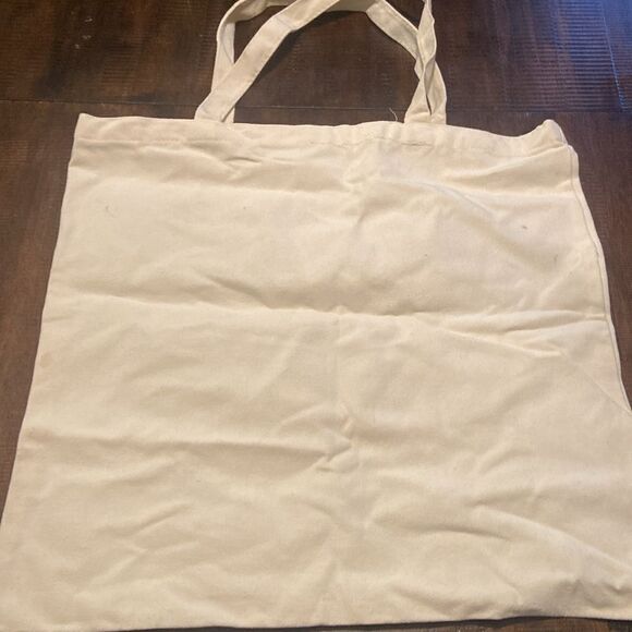 I may be salty, but I always stay Golden! Bravo-con Bag - Picture 6 of 7